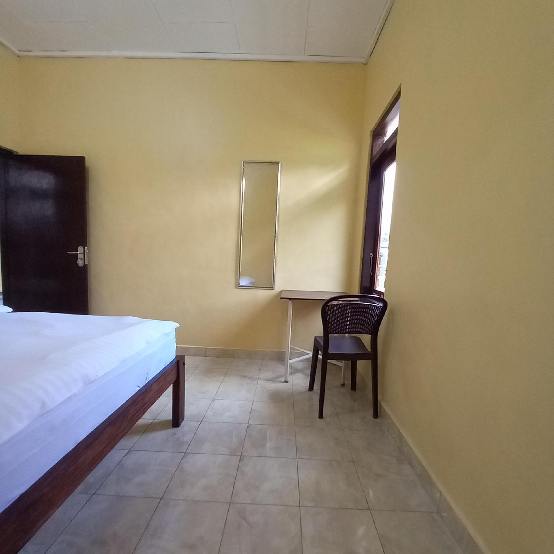 Tange Guest House Рутенг Номер фото