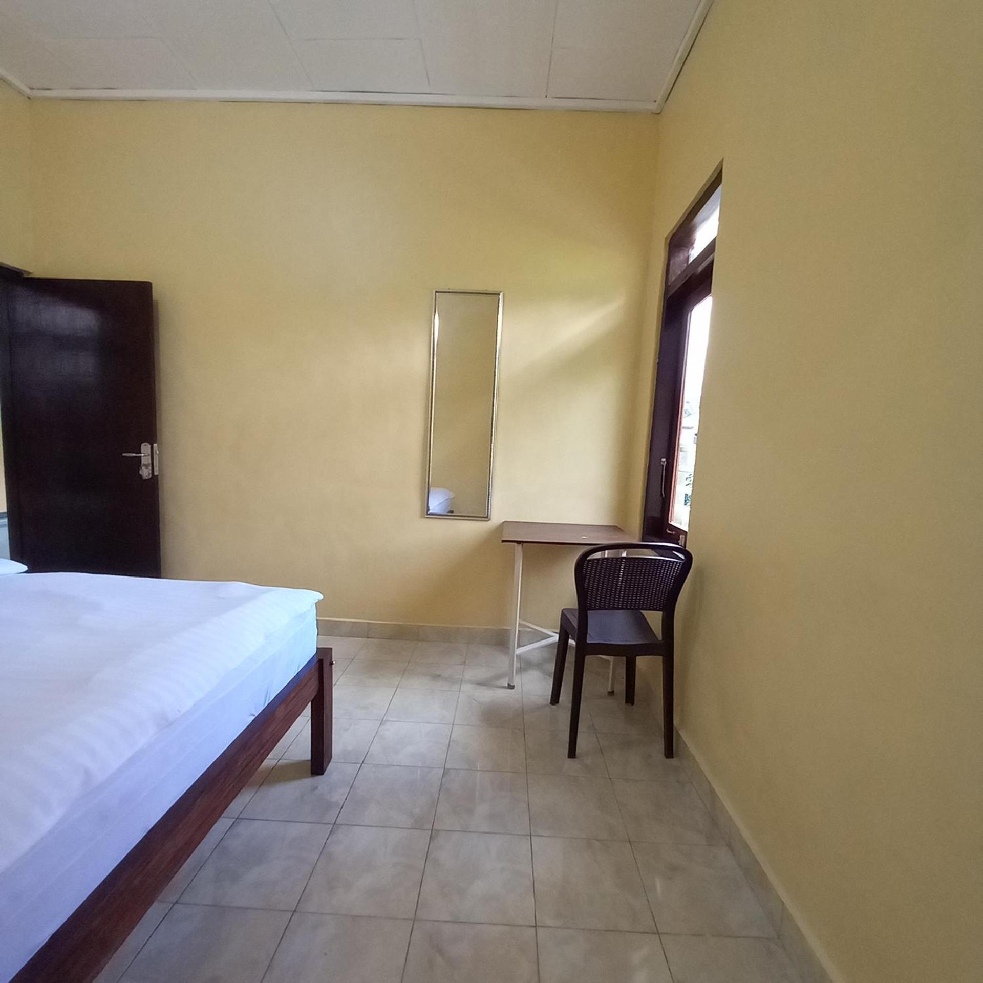 Tange Guest House Рутенг Номер фото
